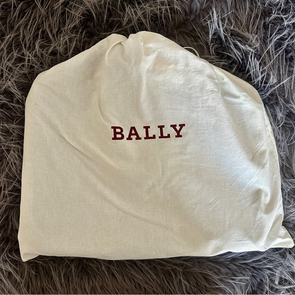 Bally Men’s Leather Briefcase - Picture 3 of 16